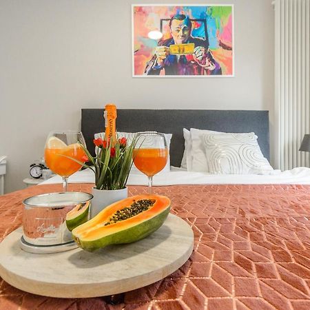 Luxury Apartment On Grzybowska Street Warszawa Eksteriør bilde